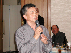 栗本氏
