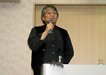米沢慧氏