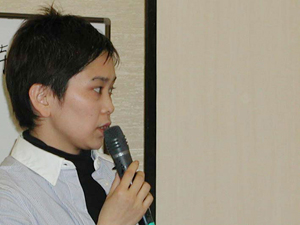 講演する戸田昌子氏